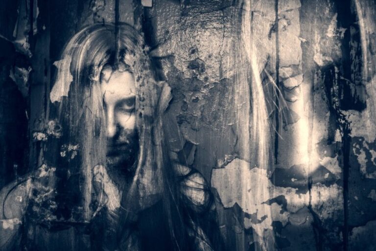 Evidence Analysts | Finding Ghostly Proof